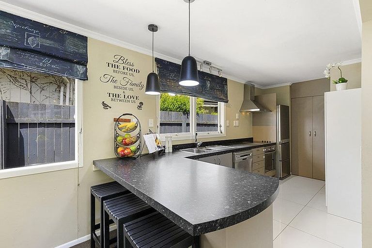 Photo of property in 13 Rawhiti Street, Stokes Valley, Lower Hutt, 5019