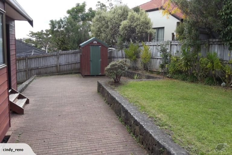 Photo of property in 66 Caribbean Drive, Unsworth Heights, Auckland, 0632