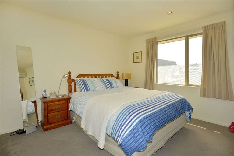 Photo of property in 96 Elizabeth Street, Riccarton, Christchurch, 8041