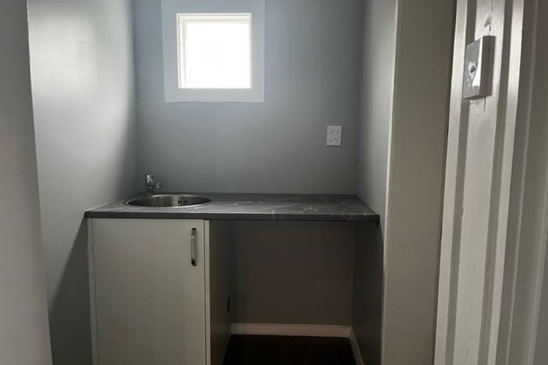 Photo of property in 37 Harris Street, Marton, 4710