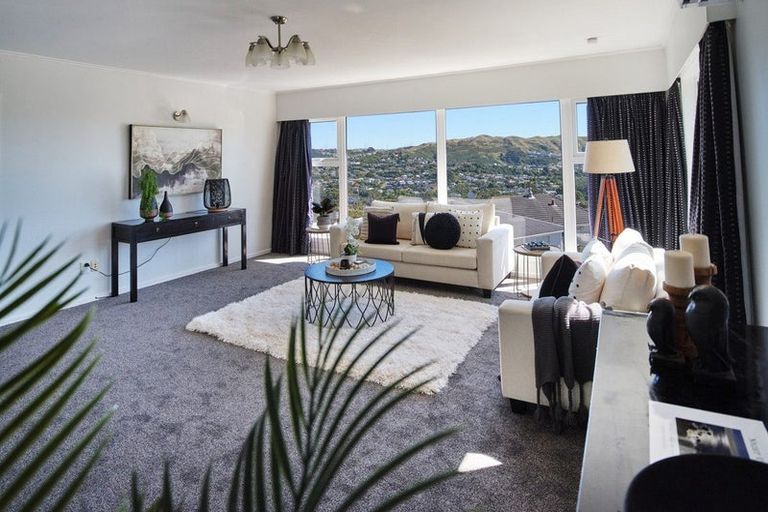Photo of property in 208 Helston Road, Paparangi, Wellington, 6037
