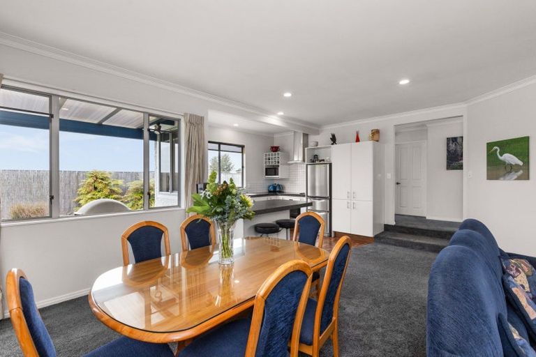 Photo of property in 16 Jacaranda Place, Greenmeadows, Napier, 4112