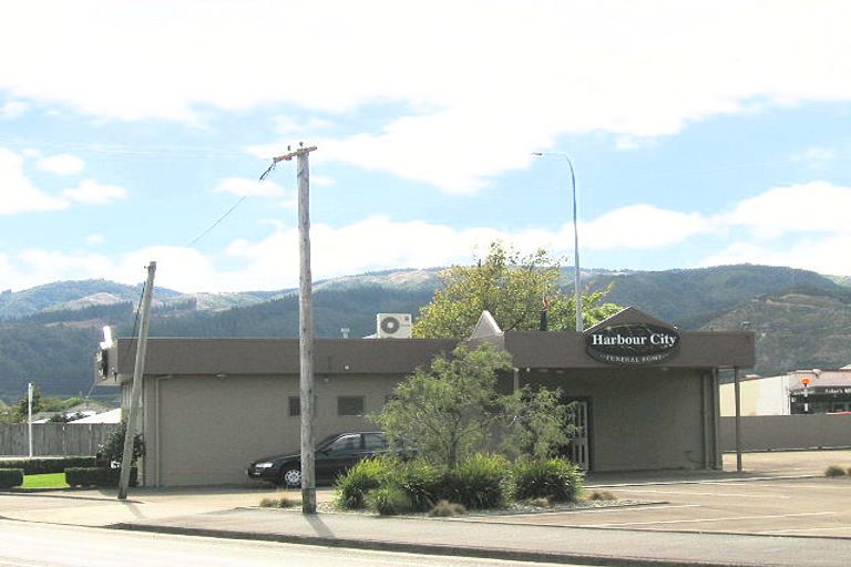 Photo of property in 1/11 Ward Street, Trentham, Upper Hutt, 5018