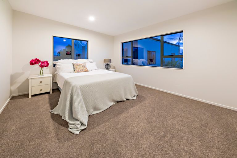 Photo of property in 5o Dryden Place, Mount Wellington, Auckland, 1051