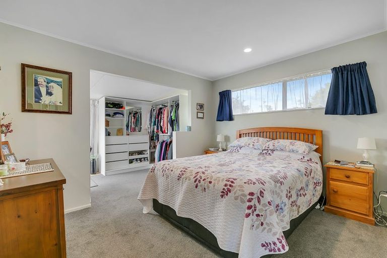 Photo of property in 4 Latitude Close, Whitby, Porirua, 5024