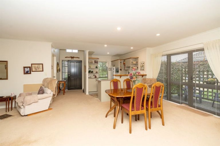 Photo of property in Bramley Gardens, 33/3 Turnbury Court, Rototuna, Hamilton, 3210