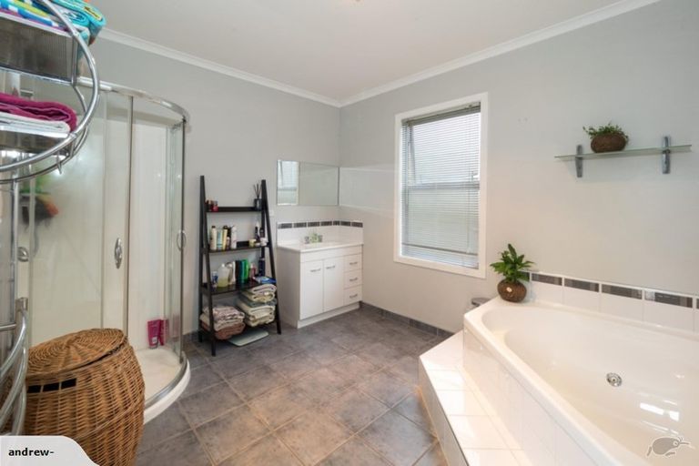 Photo of property in 24 Farm Road, Allenton, Ashburton, 7700