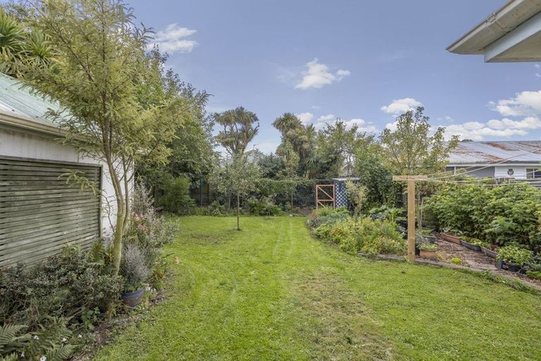 Photo of property in 17 Dacre Street, Linwood, Christchurch, 8062