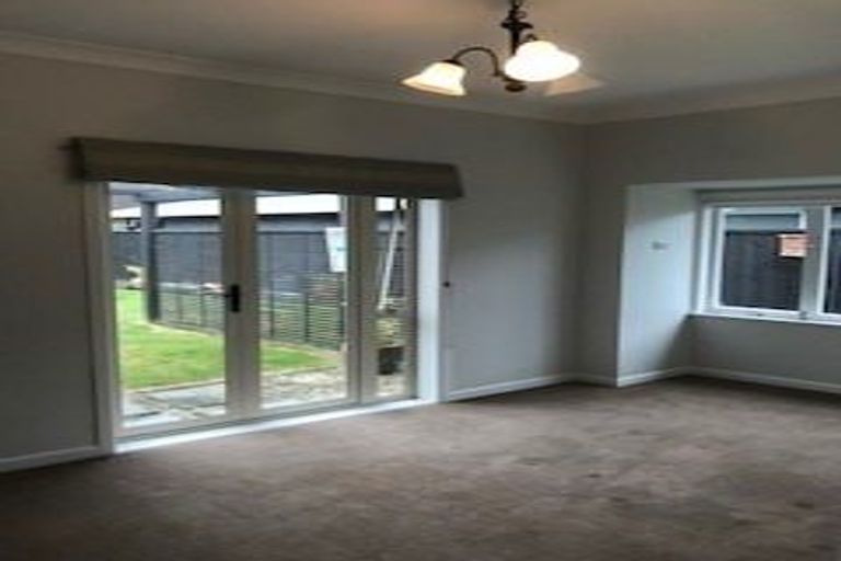 Photo of property in 537b Devonport Road, Tauranga South, Tauranga, 3112