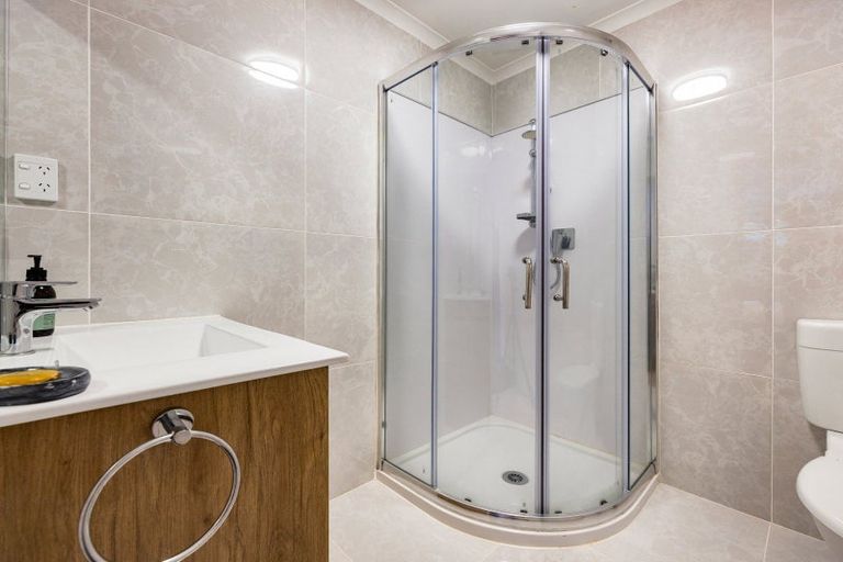 Photo of property in 72 Saint Andrews Terrace, St Andrews, Hamilton, 3200