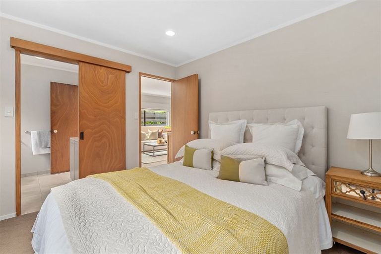 Photo of property in 1/25 Park Rise, Campbells Bay, Auckland, 0630