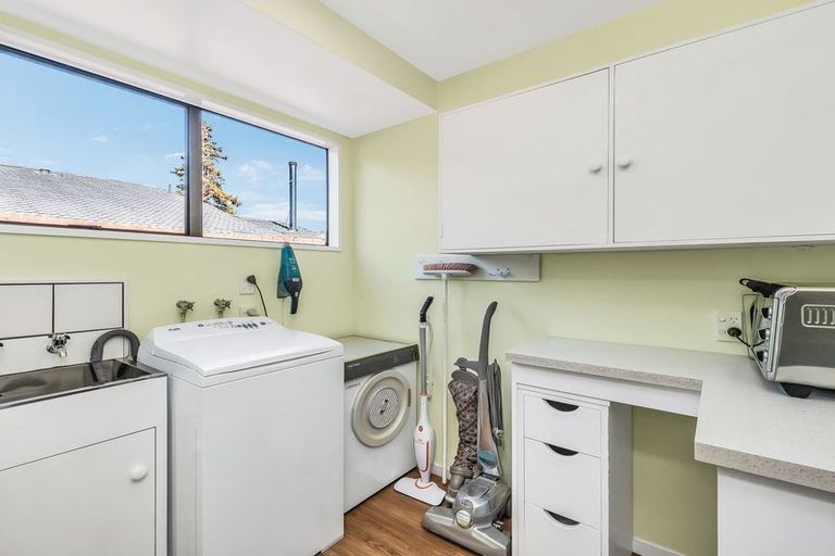 Photo of property in 74 Sabys Road, Halswell, Christchurch, 8025