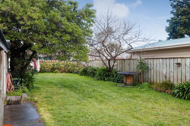 Photo of property in 50 Lombard Street, Palmerston North, 4410