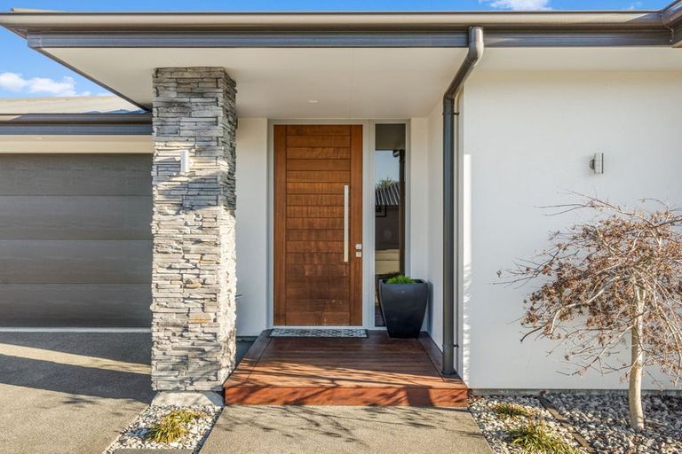 Photo of property in 16 Carpenter Drive, Prebbleton, 7604