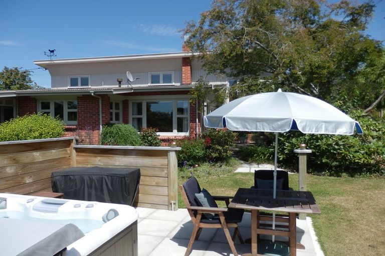 Photo of property in 82 Point Bush Road, Waimate, 7979