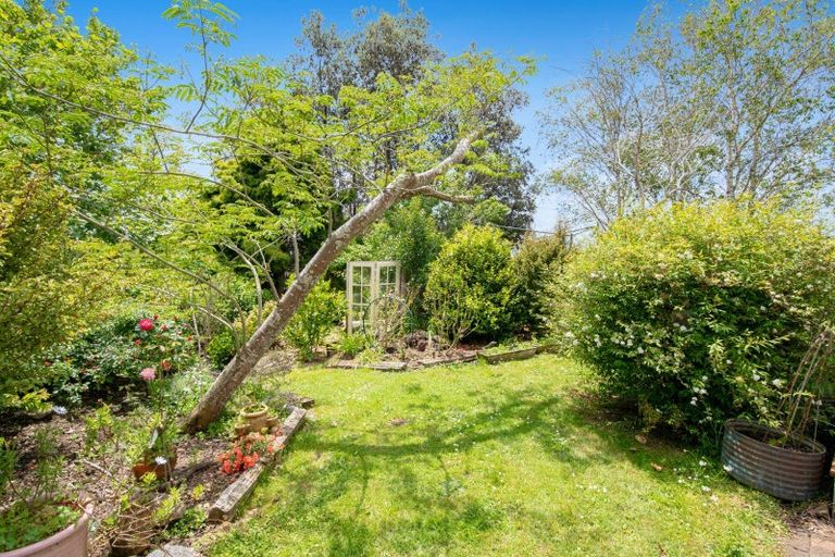 Photo of property in 717 Kaipara Coast Highway, Kaukapakapa, 0871