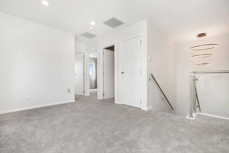 Photo of property in 1a Surrey Street, Manurewa, Auckland, 2102