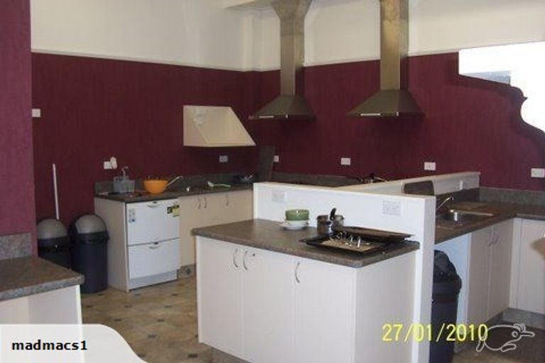 Photo of property in 6 Heriot Row, Dunedin Central, Dunedin, 9016