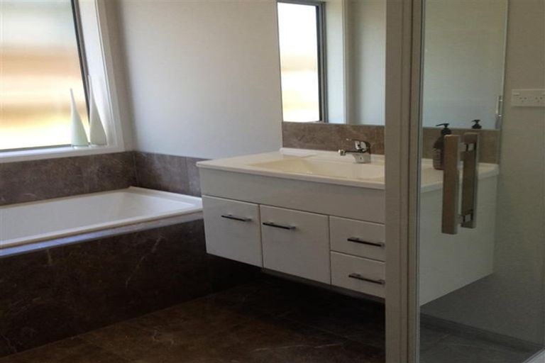 Photo of property in 5 Penetaka Heights, Pyes Pa, Tauranga, 3112