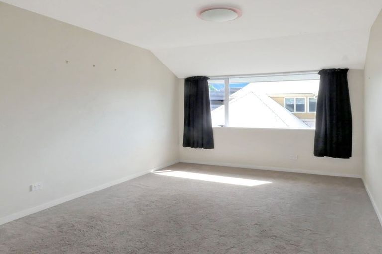 Photo of property in 87 Peer Street, Ilam, Christchurch, 8041
