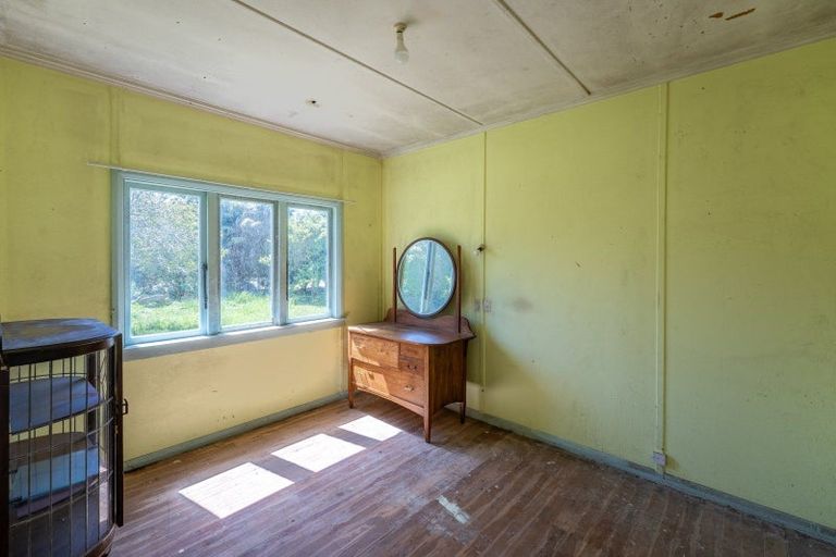 Photo of property in 229 Rangiuru Road, Otaki, 5512