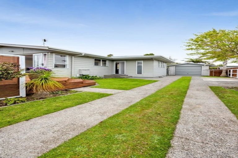 Photo of property in 3 Gardenia Avenue, Bell Block, New Plymouth, 4312