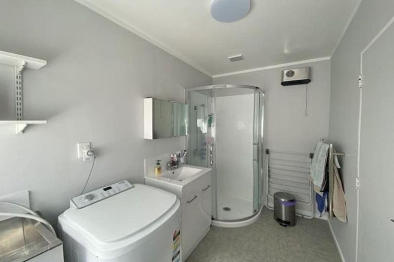 Photo of property in 15b Florio Terrace, Tawa, Wellington, 5028