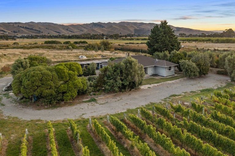 Photo of property in 686 Dillons Point Road, Dillons Point, Blenheim, 7273