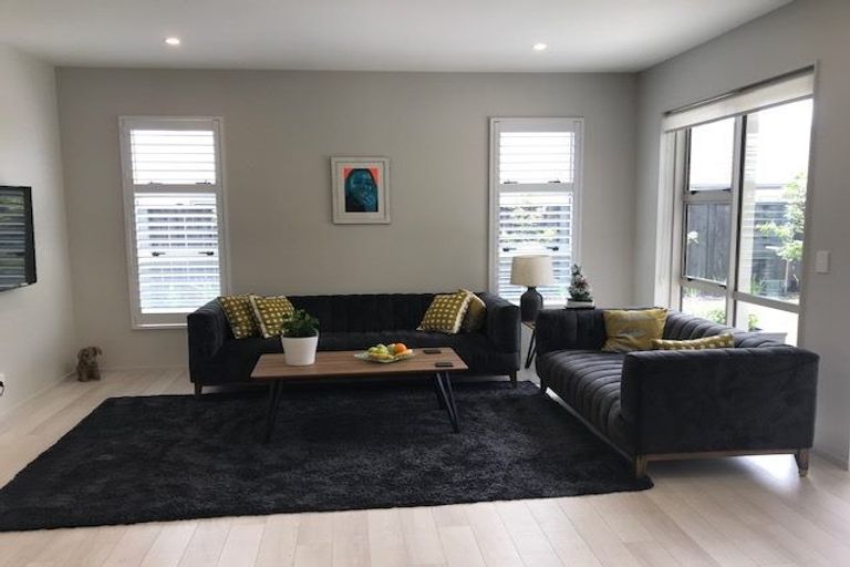 Photo of property in 8 Kaiawa Street, Beachlands, Auckland, 2018