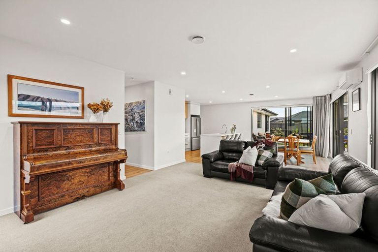 Photo of property in 73 Muirhill Street, Halswell, Christchurch, 8025