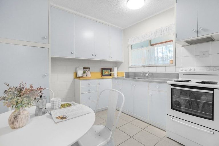 Photo of property in 4/195 Waterloo Road, Hutt Central, Lower Hutt, 5010