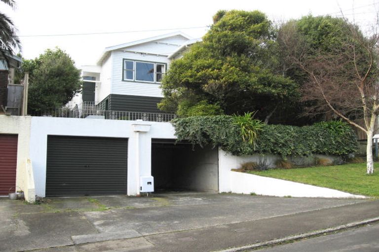 Photo of property in 27 Richmond Avenue, Karori, Wellington, 6012