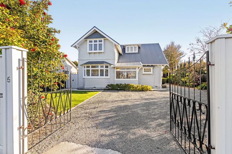 Photo of property in 5 Roosevelt Avenue, St Albans, Christchurch, 8014