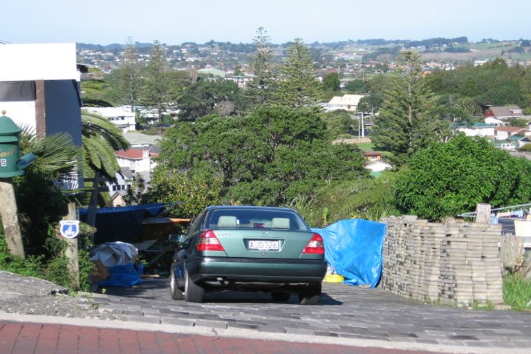 Photo of property in 15 Old North Road, Orewa, 0931