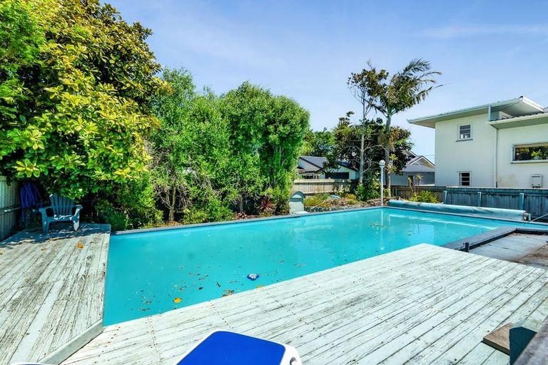 Photo of property in 85 Puriri Street, Hawera, 4610