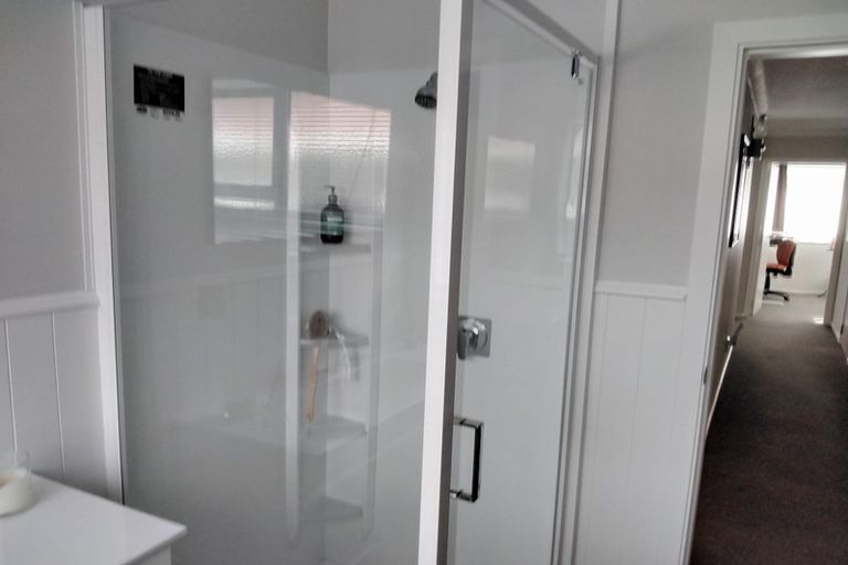 Photo of property in 1/21 Bloomfield Terrace, Hutt Central, Lower Hutt, 5010