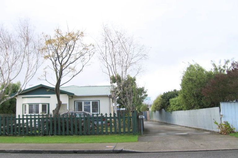 Photo of property in 504a Grove Road, Mayfair, Hastings, 4122