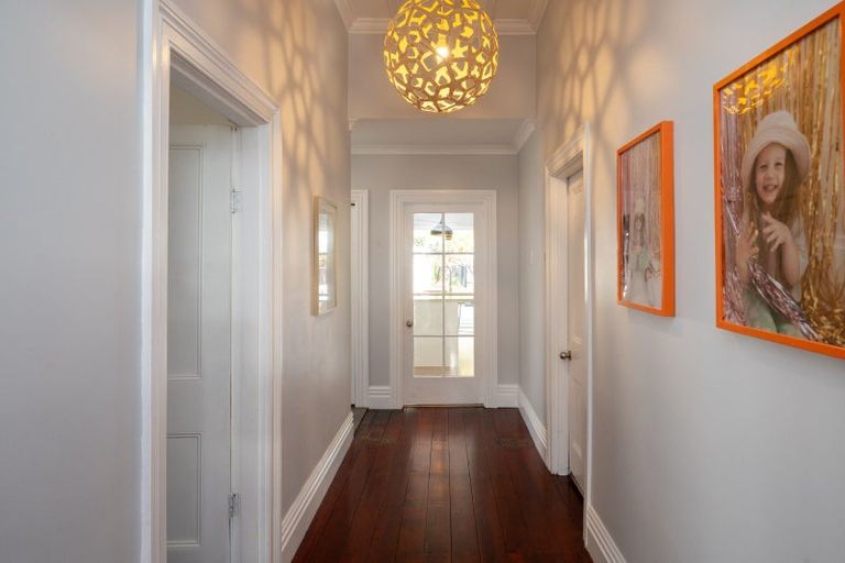 Photo of property in 10 Hall Street, Napier South, Napier, 4110