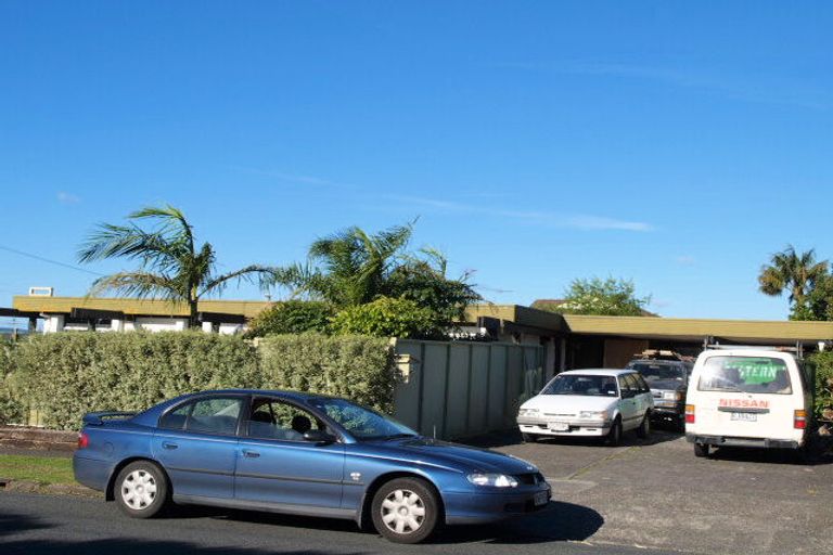 Photo of property in 103 Litten Road, Cockle Bay, Auckland, 2014