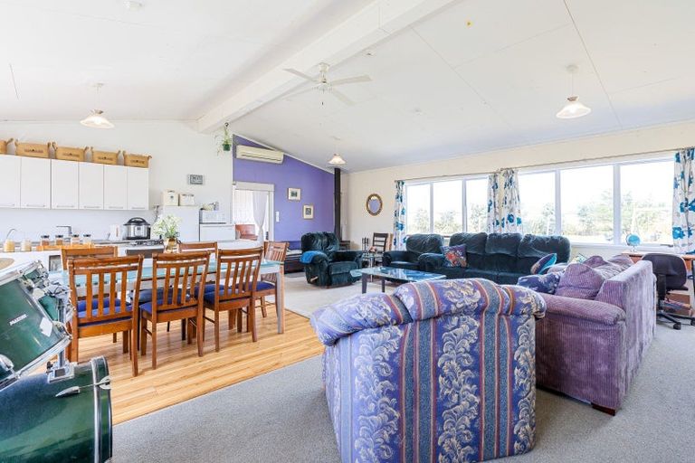 Photo of property in 18 Martin Road, Papatawa, Woodville, 4998
