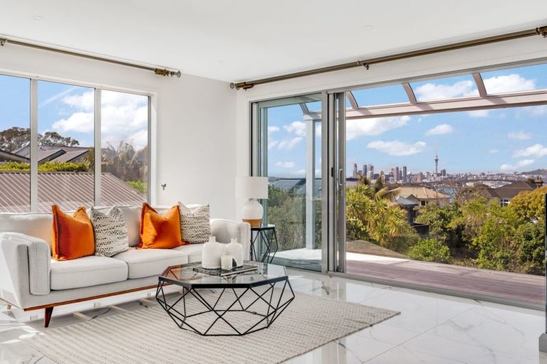 Photo of property in 35a Seaview Avenue, Northcote, Auckland, 0627