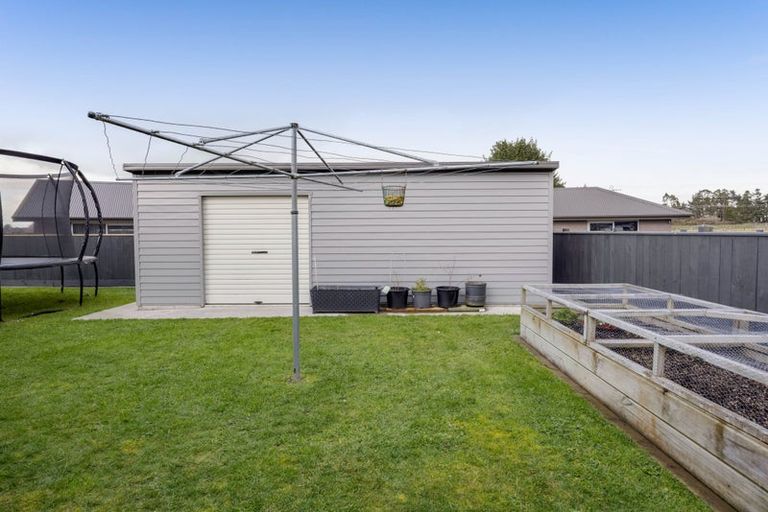 Photo of property in 7 Mercade Close, Stratford, 4332