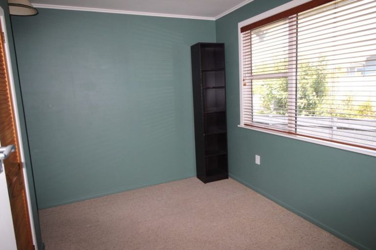 Photo of property in 42 Long Melford Road, Awapuni, Palmerston North, 4412