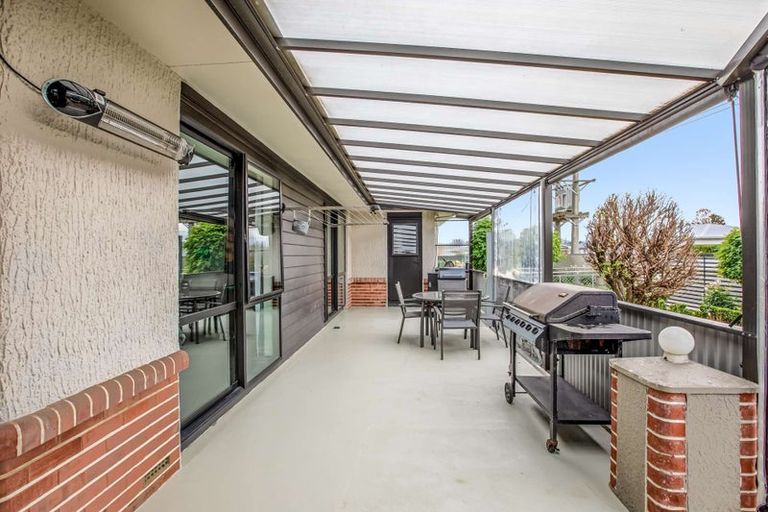 Photo of property in 12 Kitchener Street, Gore, 9710