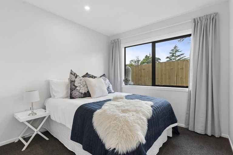 Photo of property in 24a Hayman Place, Beach Haven, Auckland, 0626