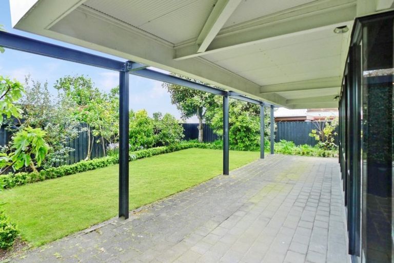 Photo of property in 101a Te Kawa Road, Greenlane, Auckland, 1061