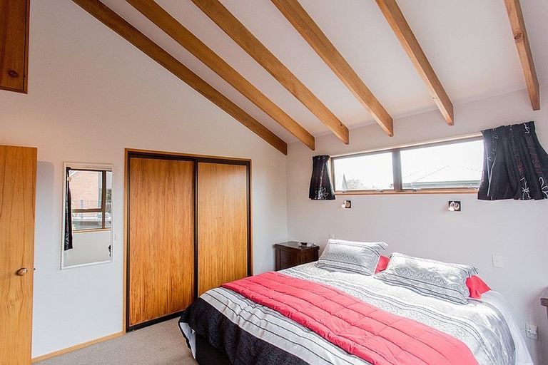 Photo of property in 59 Westgrove Avenue, Avonhead, Christchurch, 8042