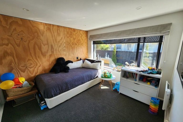 Photo of property in 20 Isleworth Road, Bishopdale, Christchurch, 8053