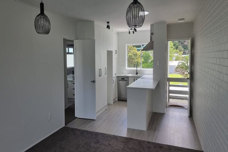 Photo of property in 8/55 Waiwera Road, Waiwera, Orewa, 0994