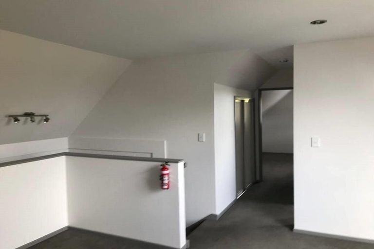 Photo of property in 56 Somerset Crescent, Spreydon, Christchurch, 8024